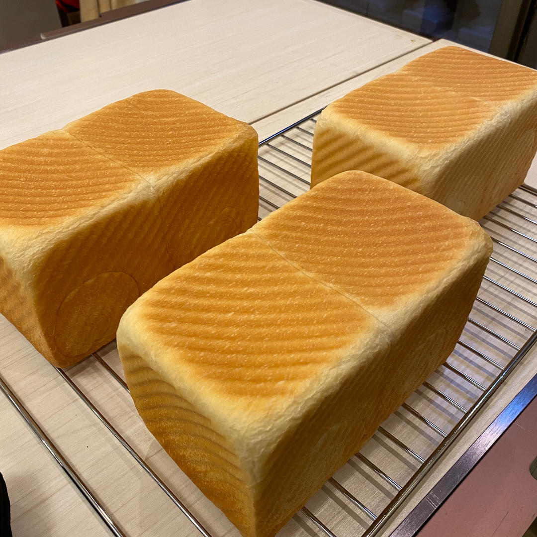 炼奶北海道吐司