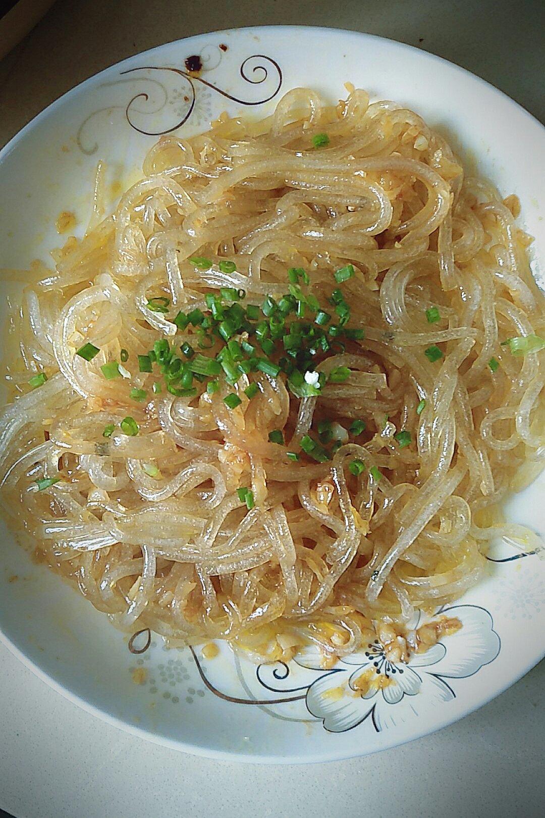 叫我陈点点做的蒜蓉粉丝