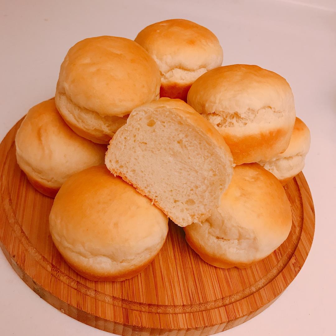ca哨做的超软的牛奶小餐包