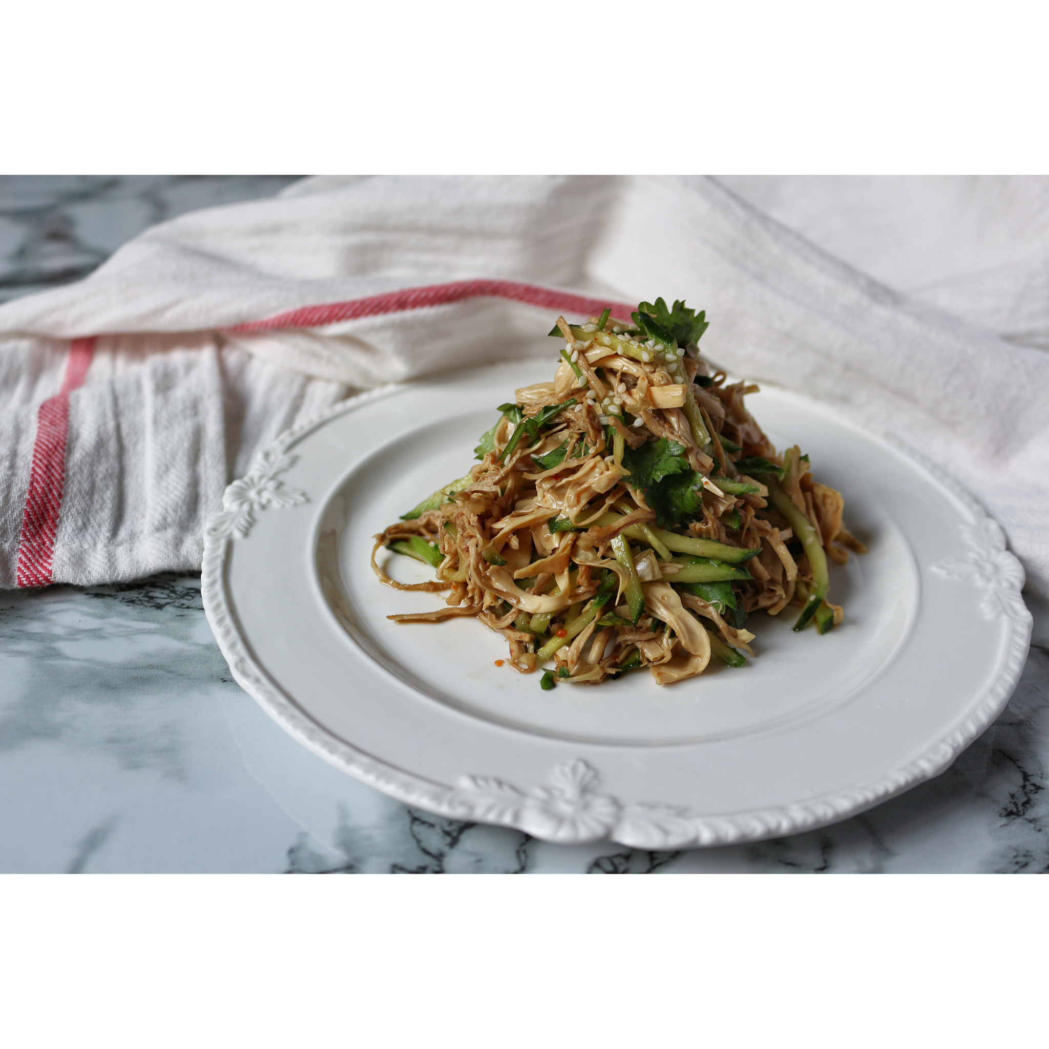 腐竹鸡丝拌黄瓜【山姆厨房】