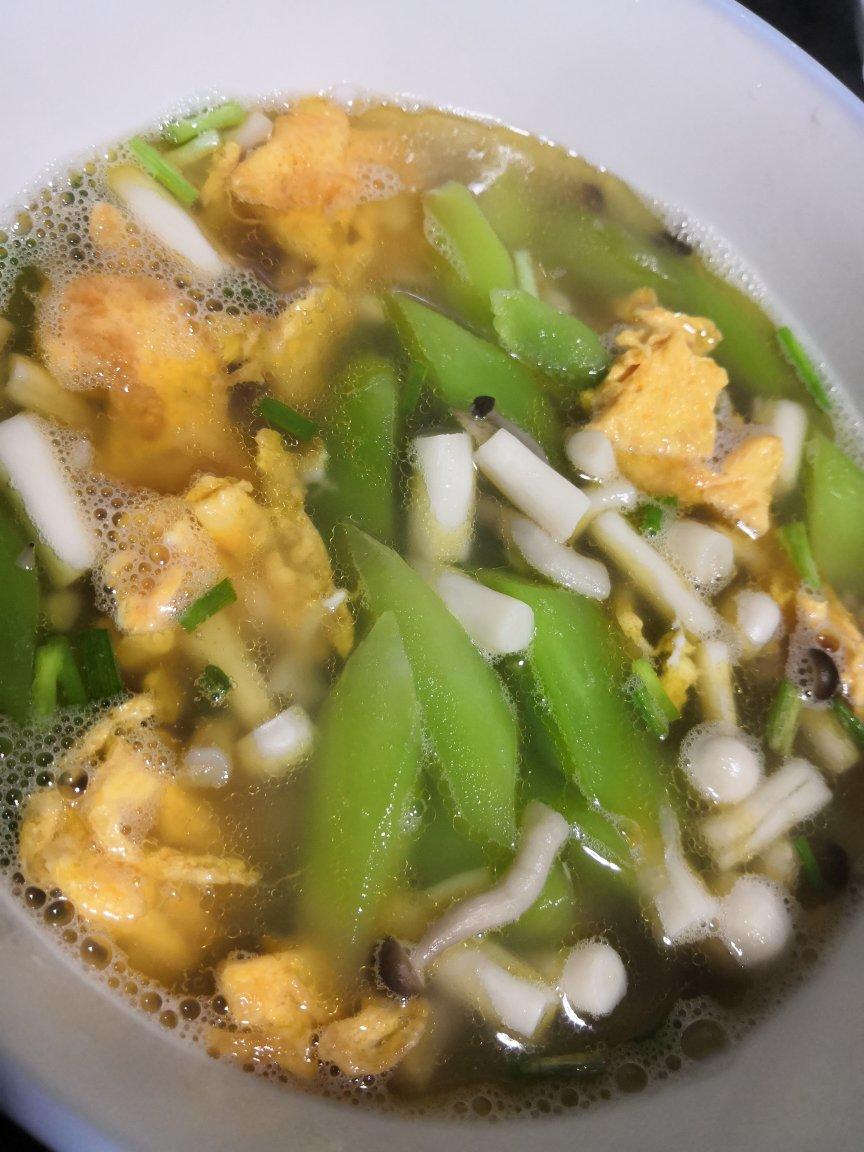 低脂减肥鲜美丝瓜菌菇汤