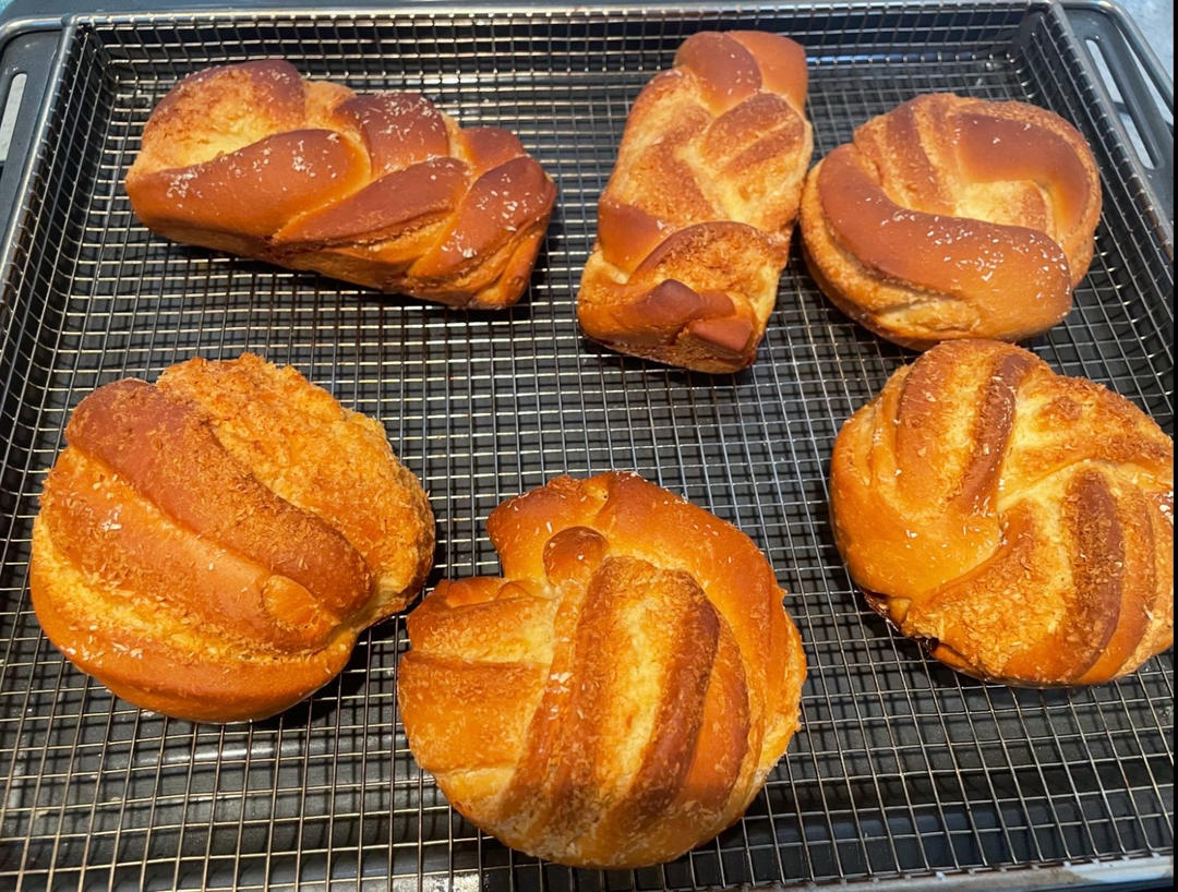 奶香椰蓉小面包