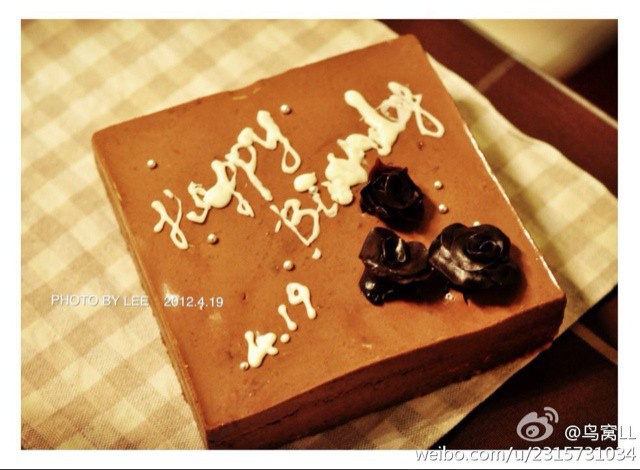 巧克力方形慕斯蛋糕