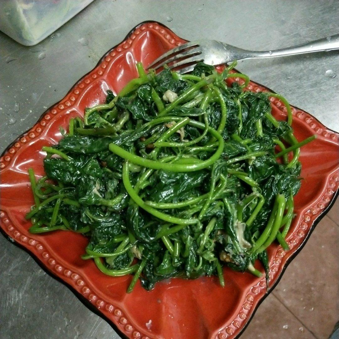 腐乳炒番薯叶