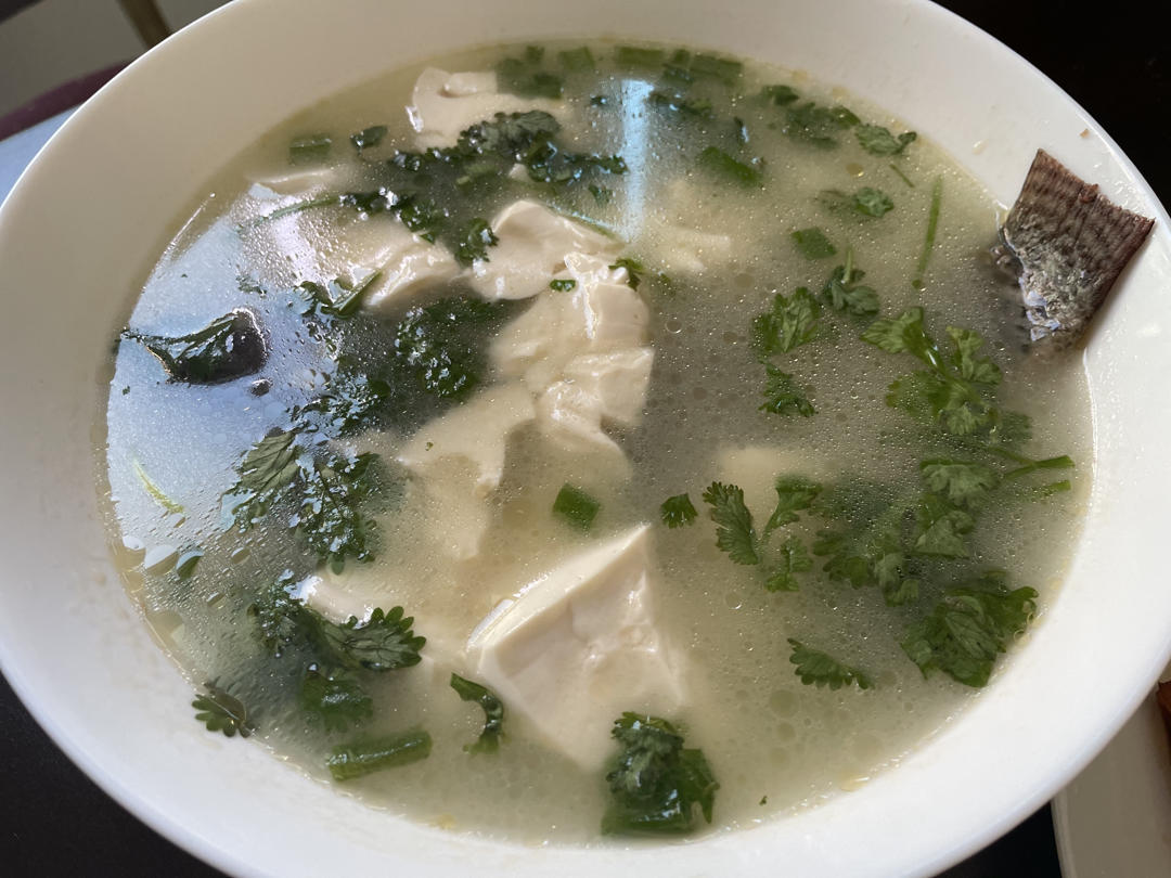 鲫鱼豆腐汤