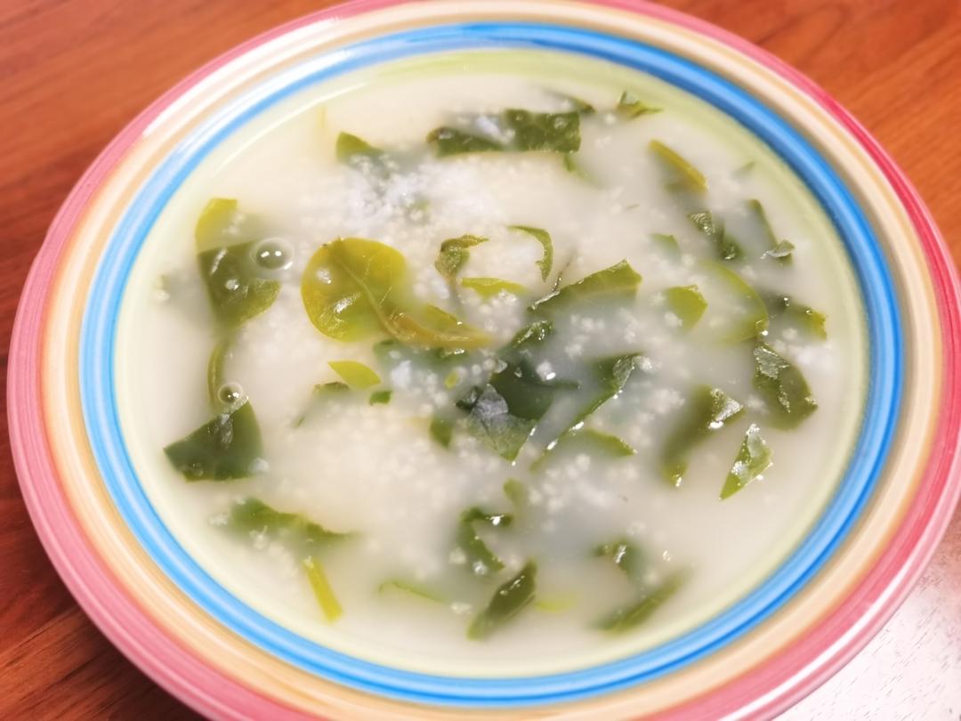 小米东寒蔬菜粥