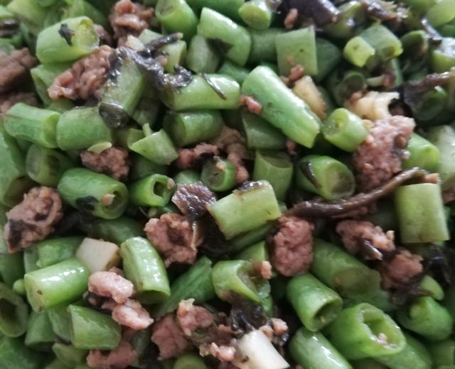豇豆最下饭的做法--肉沫榄菜豇豆的做法