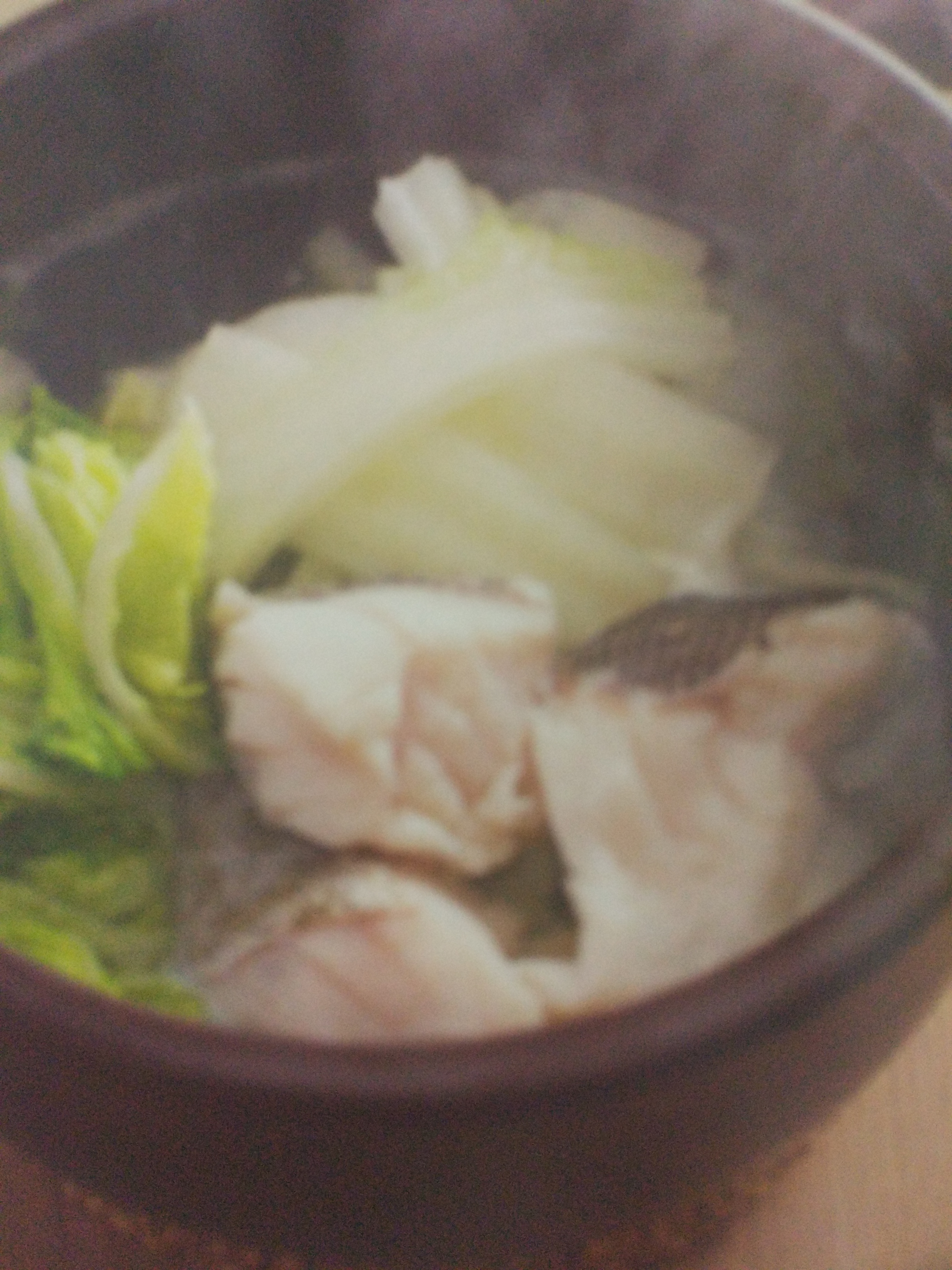 白菜鳕鱼清汤锅的做法