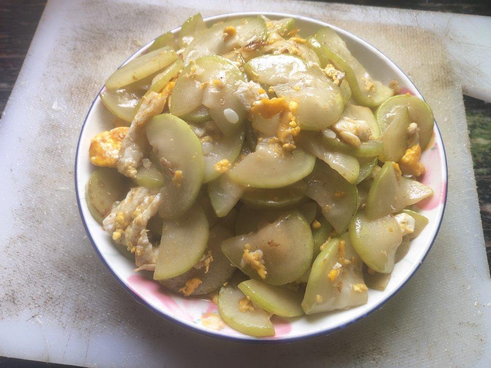 西葫芦炒鸡蛋(从不修图，拒绝夸张)