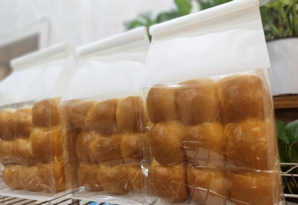 波兰种奶香黄油小餐包