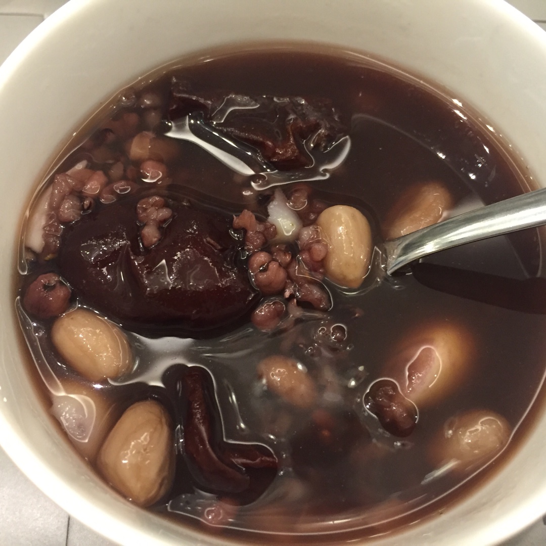 养颜乌发粥