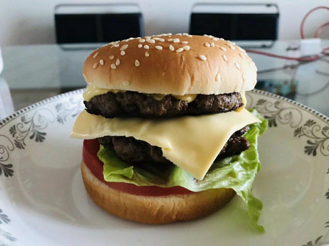 每天都想吃的牛肉汉堡（麦当劳的味道）