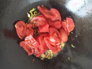 在家制作正宗的番茄火锅底料，味道超正的做法 步骤12
