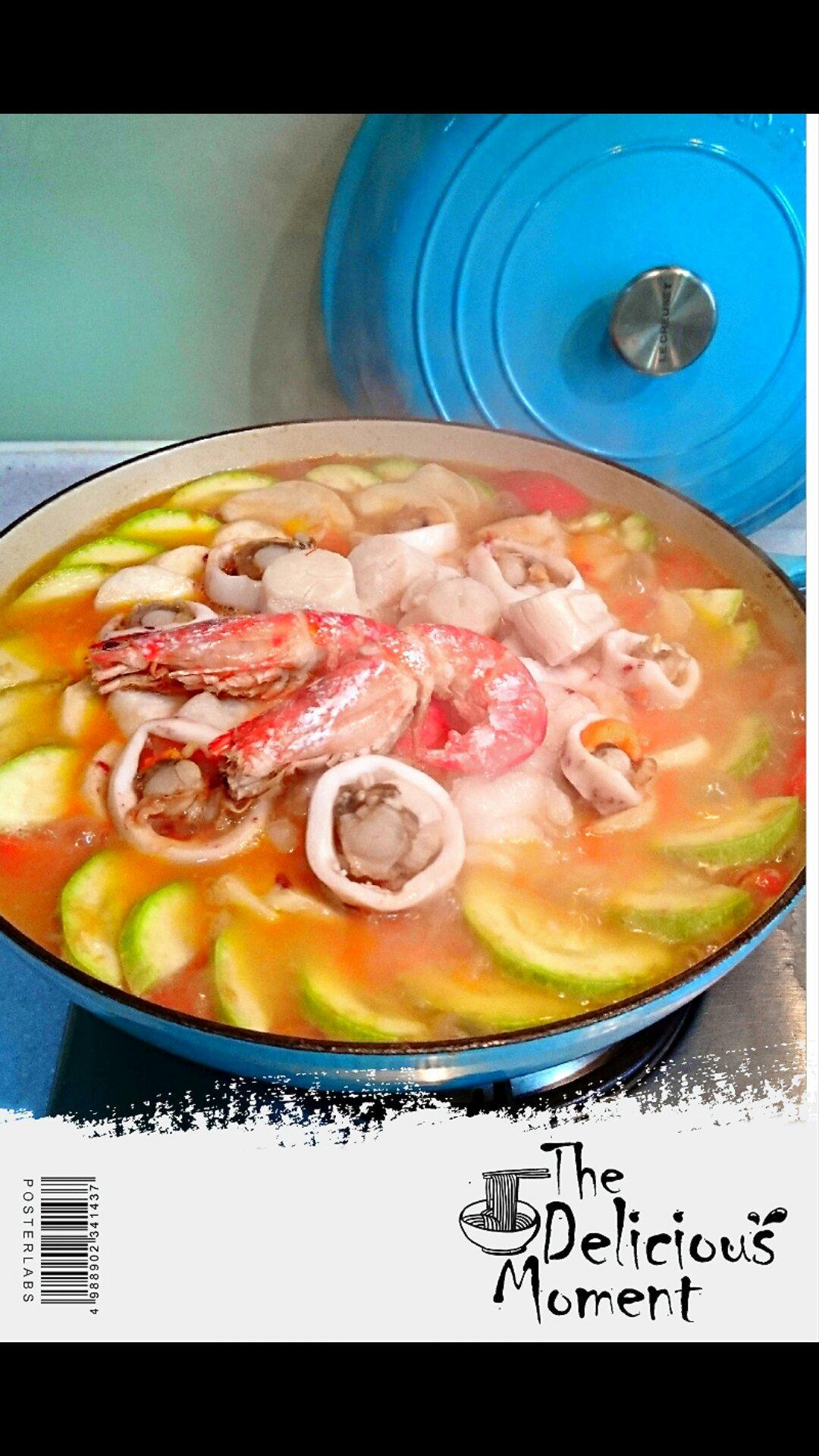 无水番茄海鲜锅的做法
