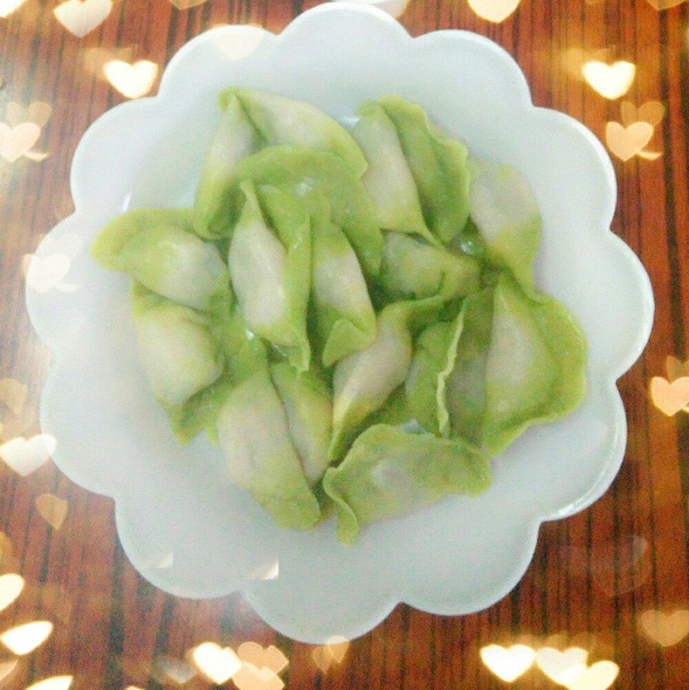 翡翠白玉白菜饺子详细版（附翡翠白玉白菜饺子包法，翡翠白玉饺子皮两种制法，面包机和面，翡翠白玉烧卖，各种馅料搭配）