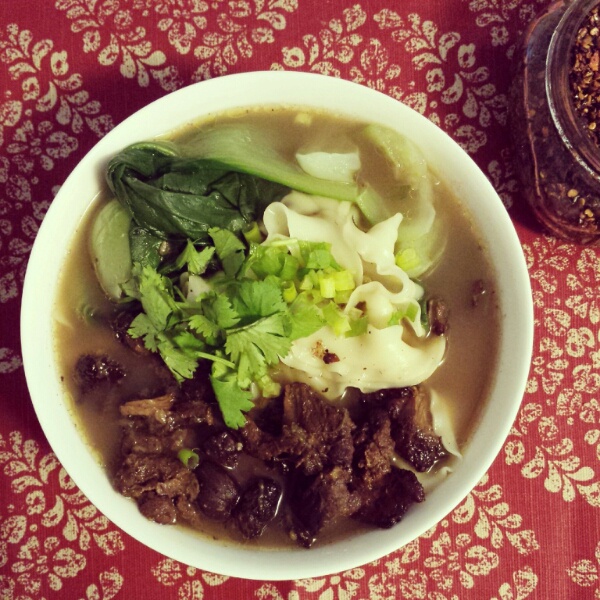 家常红烧牛肉面