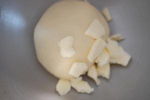 心形奶香椰蓉面包的做法 步骤3