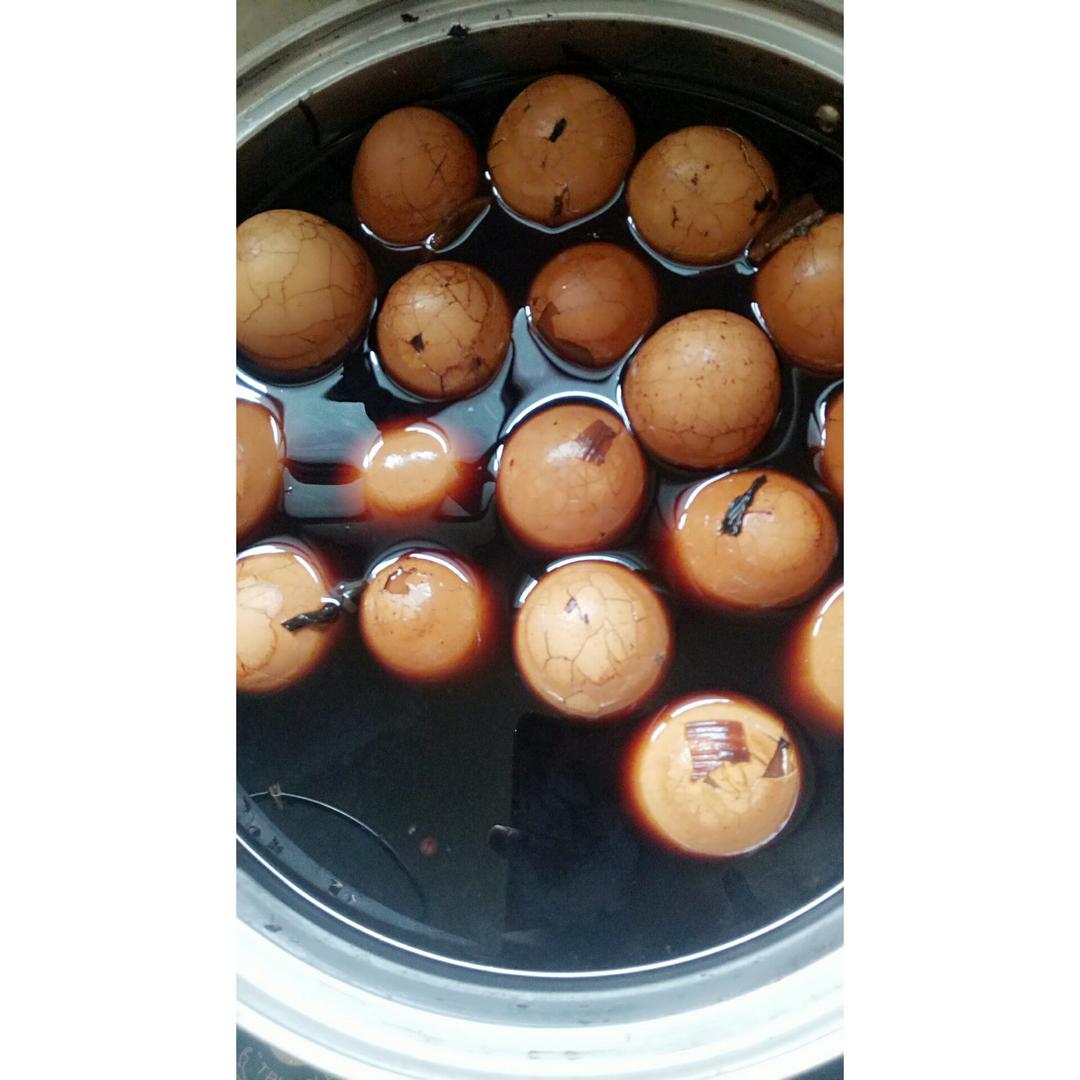 电饭煲煮五香茶叶蛋