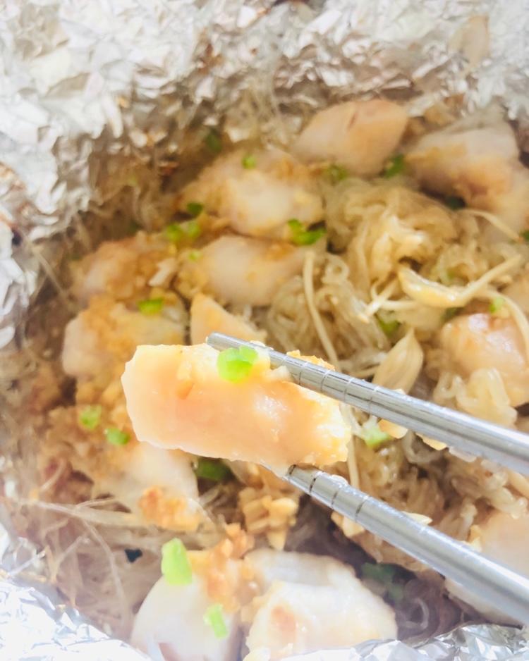 蒜香粉丝巴沙鱼