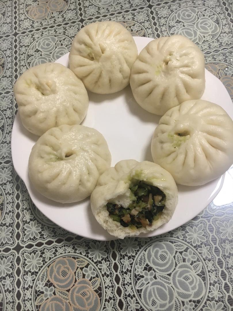 青菜香菇包子