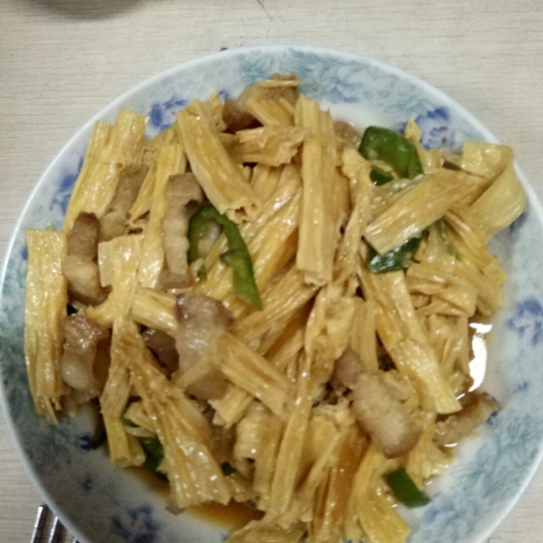 腐竹炒肉