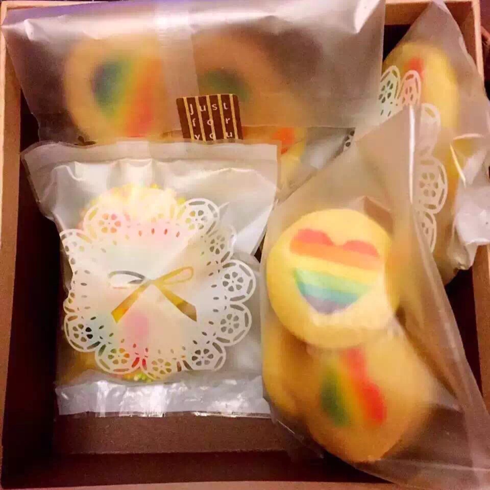 绝对惊呆所有人的彩虹心曲奇（26张超详细图步骤绝对良心）