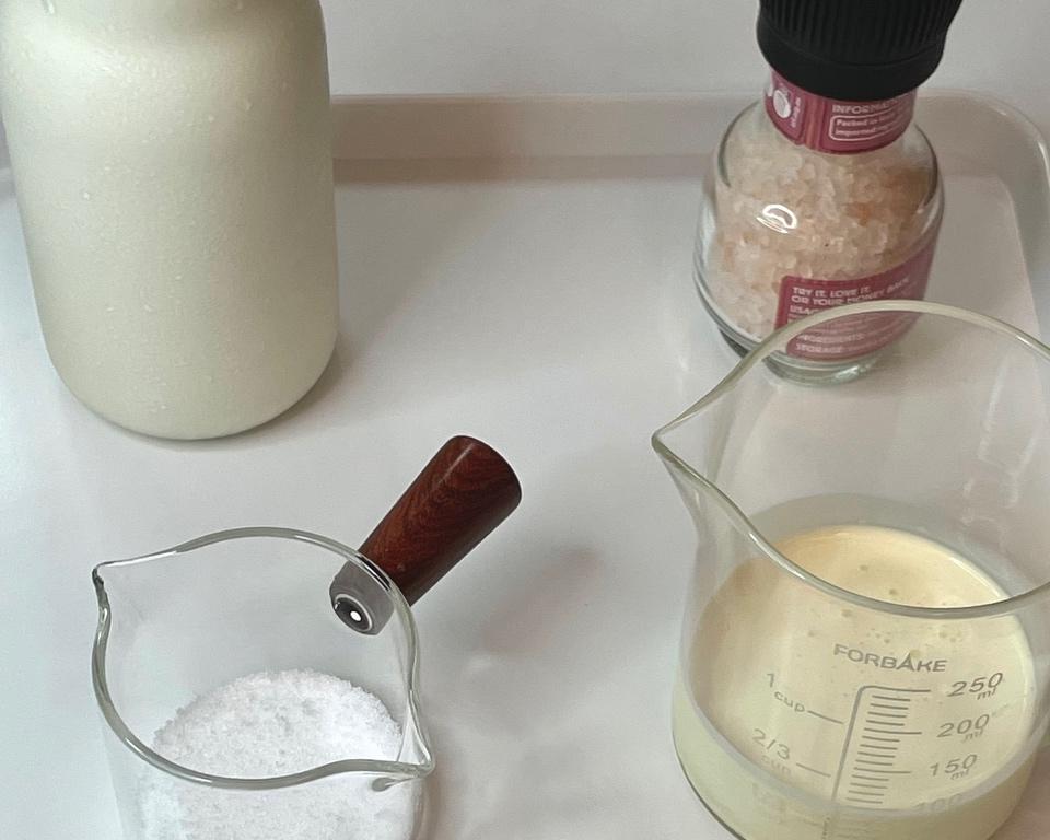 纯奶手撕吐司的做法 步骤1