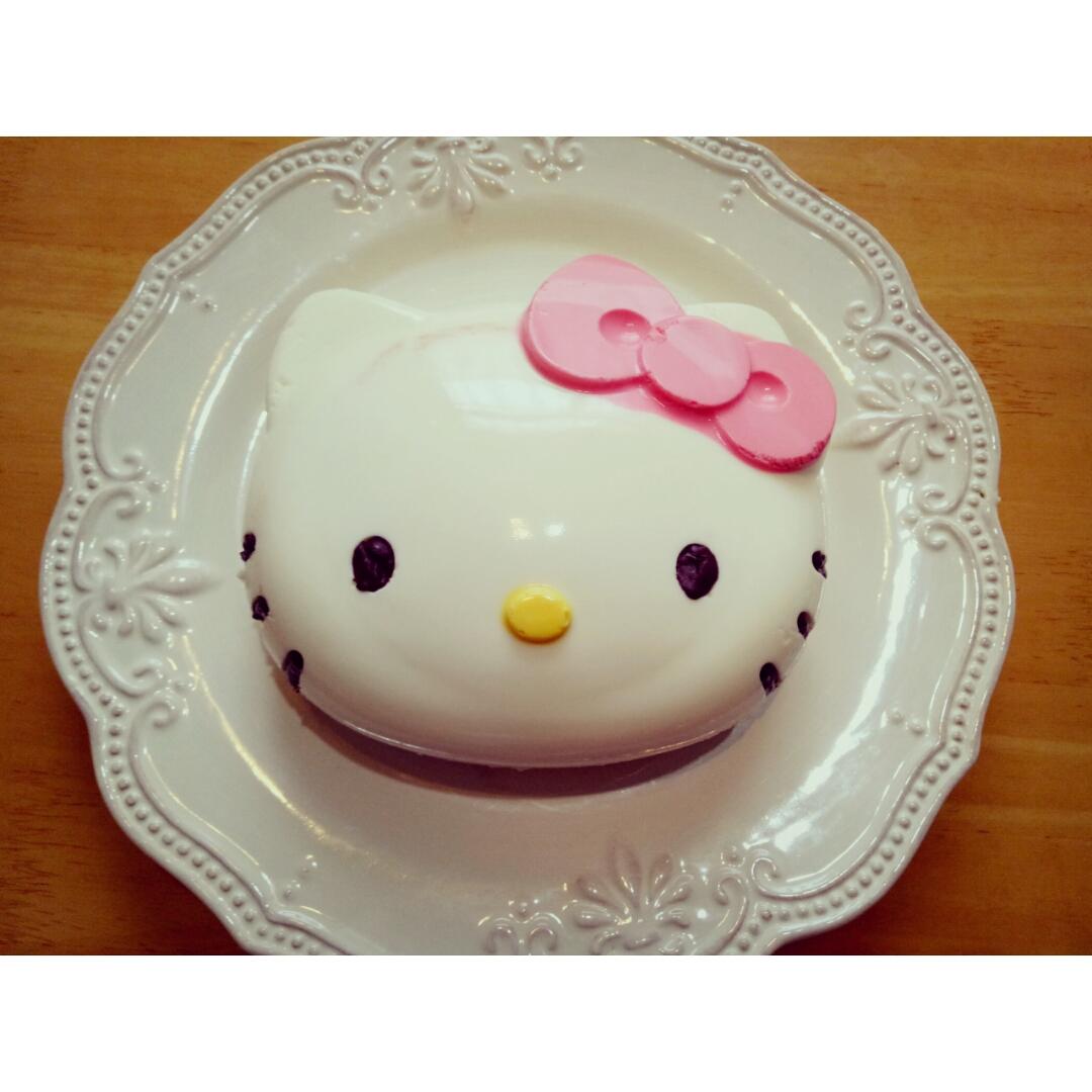 hellokitty酸奶慕斯