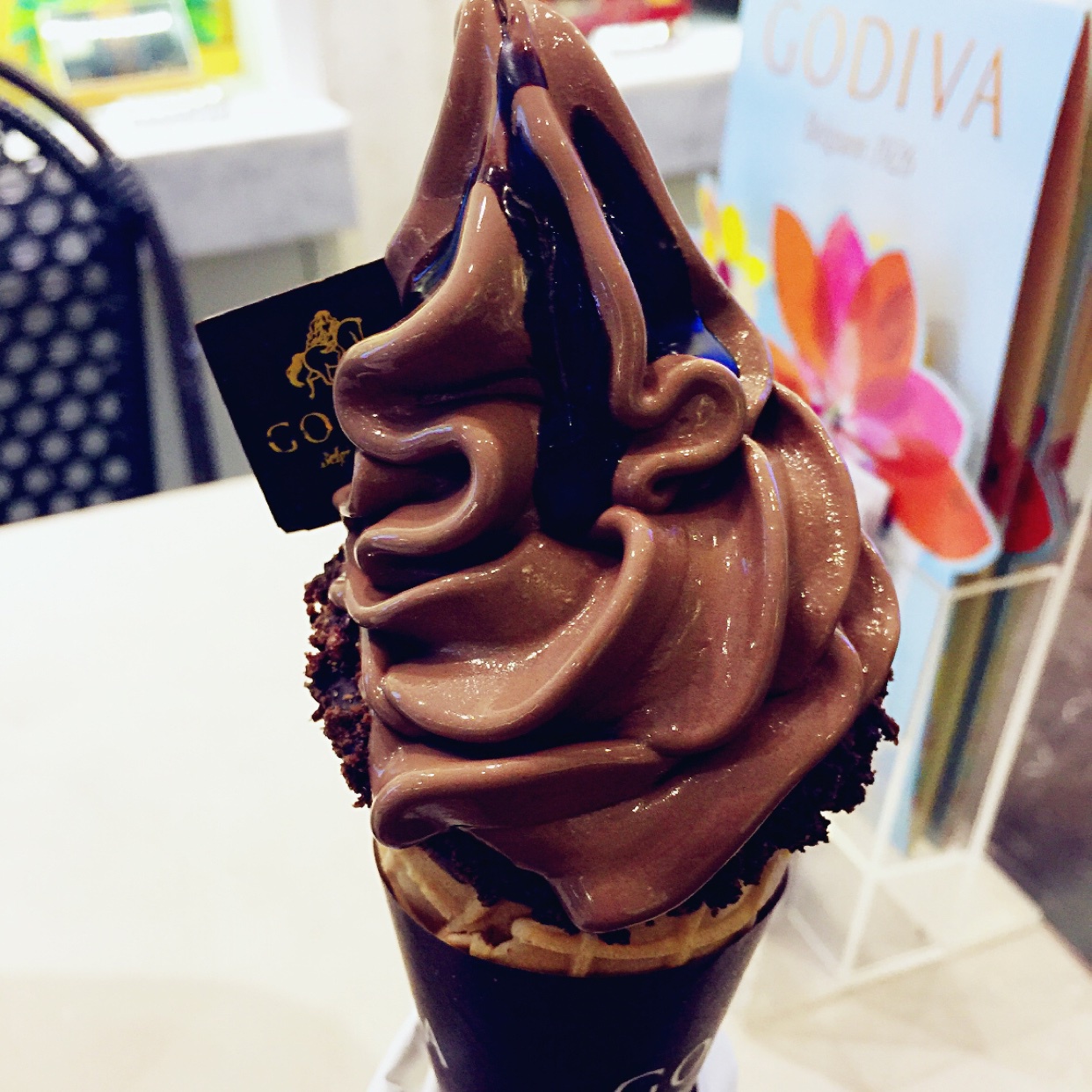 浓醇黑巧克力冰淇淋（免搅打）