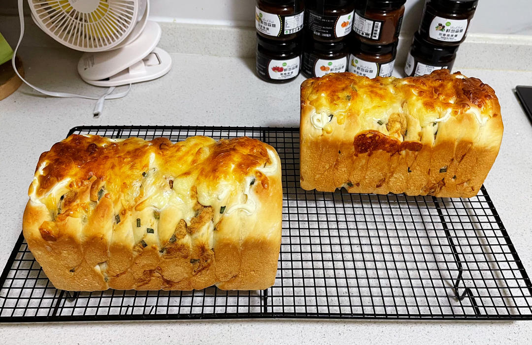 肉松吐司【超多料香爆马苏里拉】