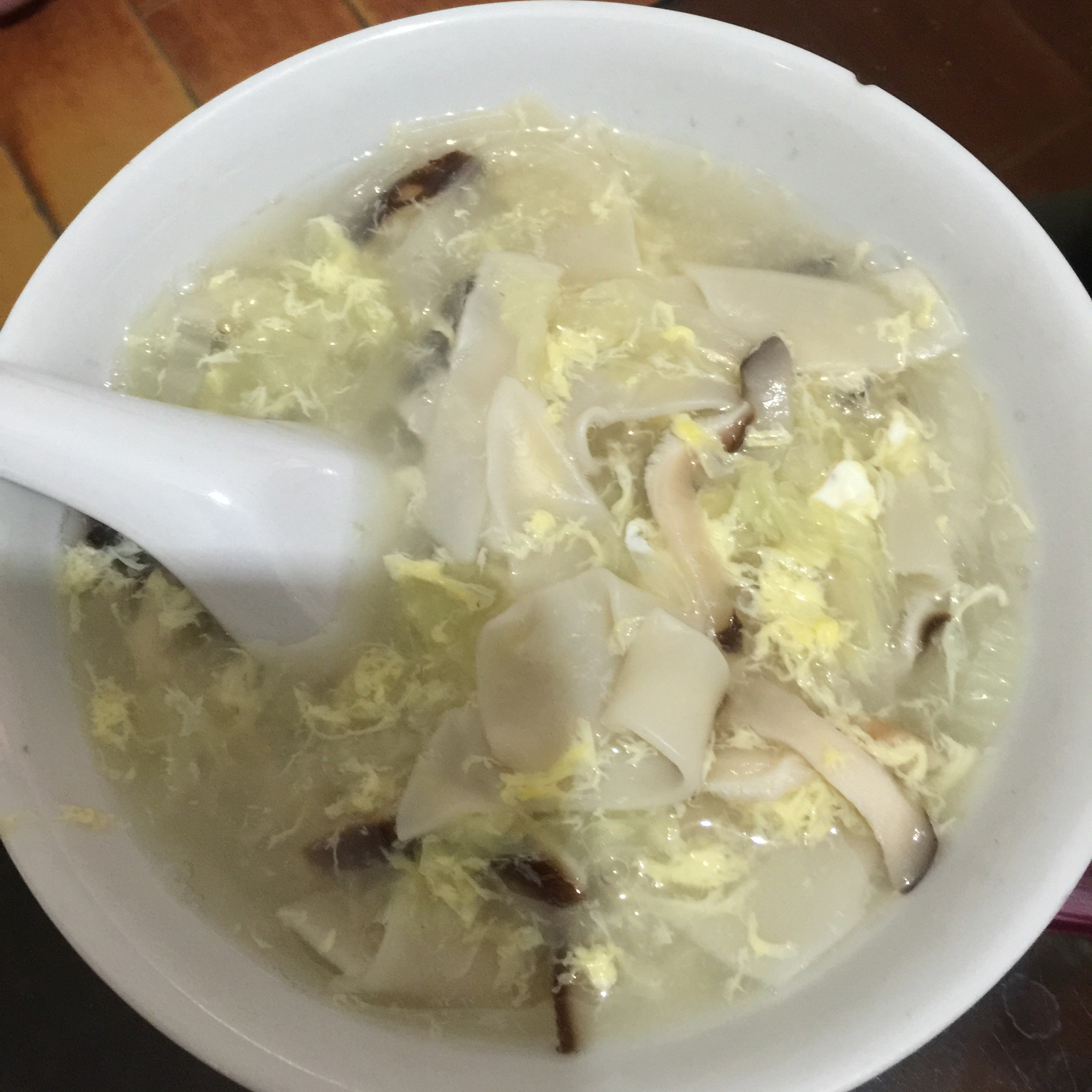 青菜鸡蛋面疙瘩汤