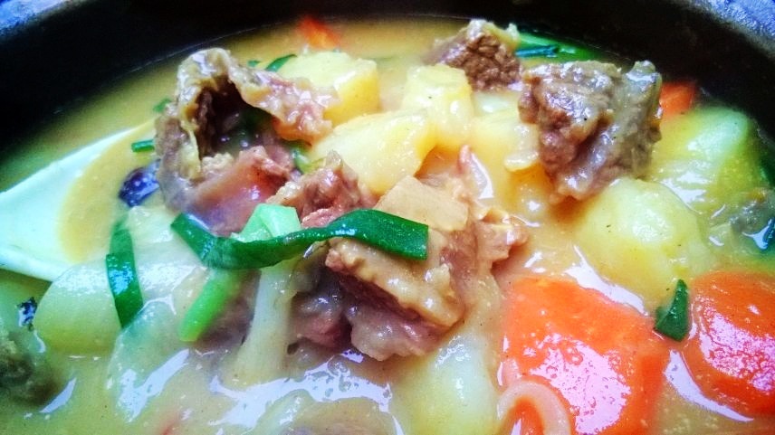 咖喱牛腩