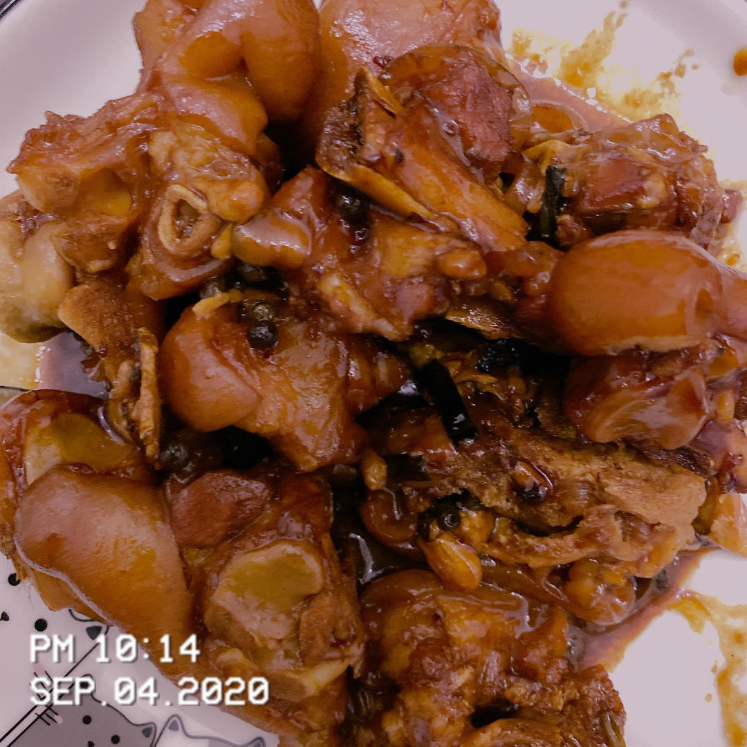 美味的家常菜：红烧猪蹄