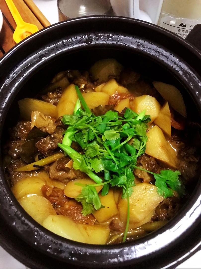 番茄土豆炖牛腩