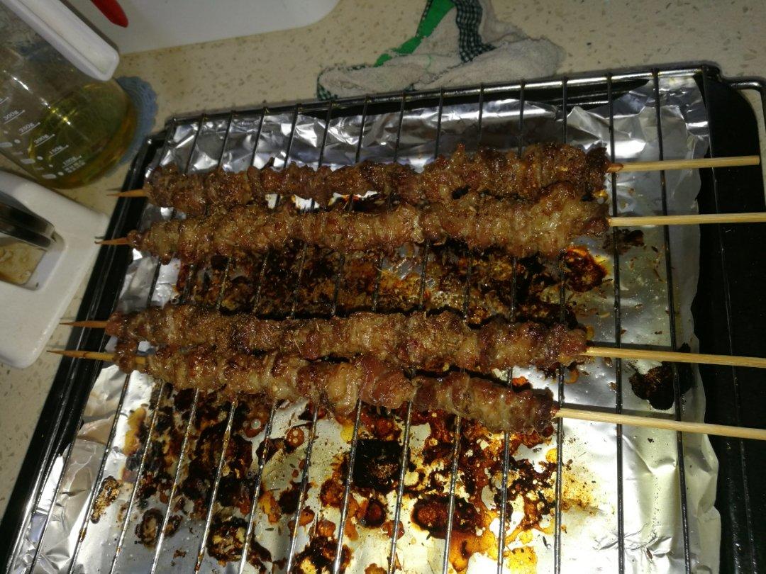烤箱版羊肉串(绝对不亚于碳烤的烤串)