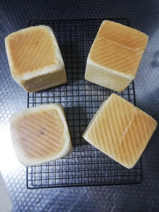 好吃到犯规的网红「生吐司」