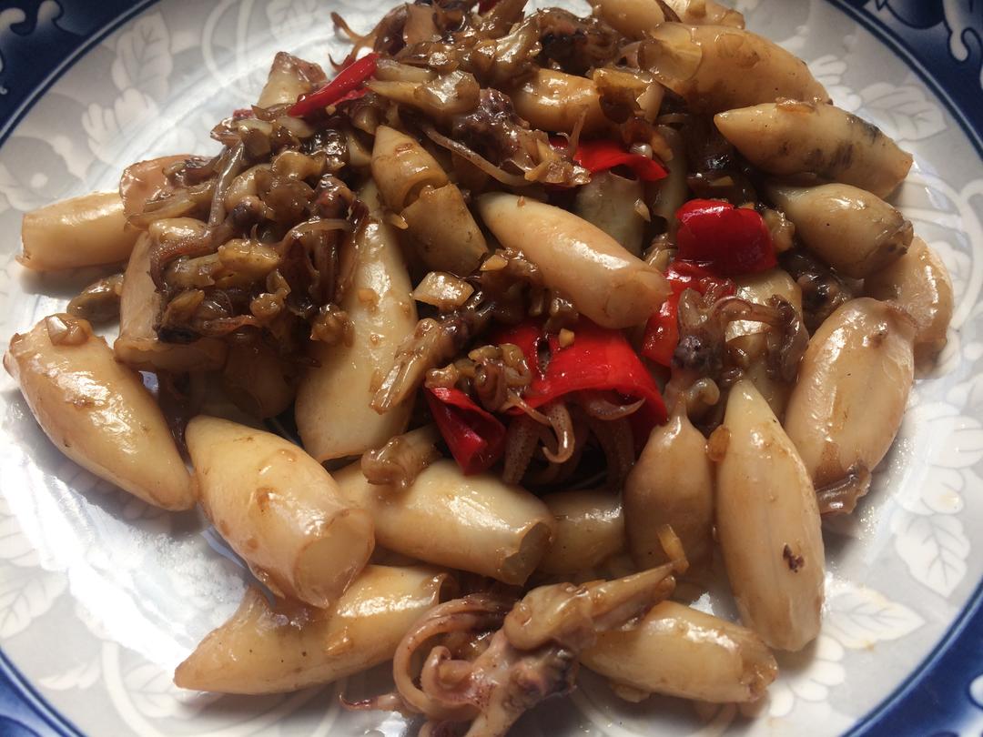 油焖小鱿鱼的做法