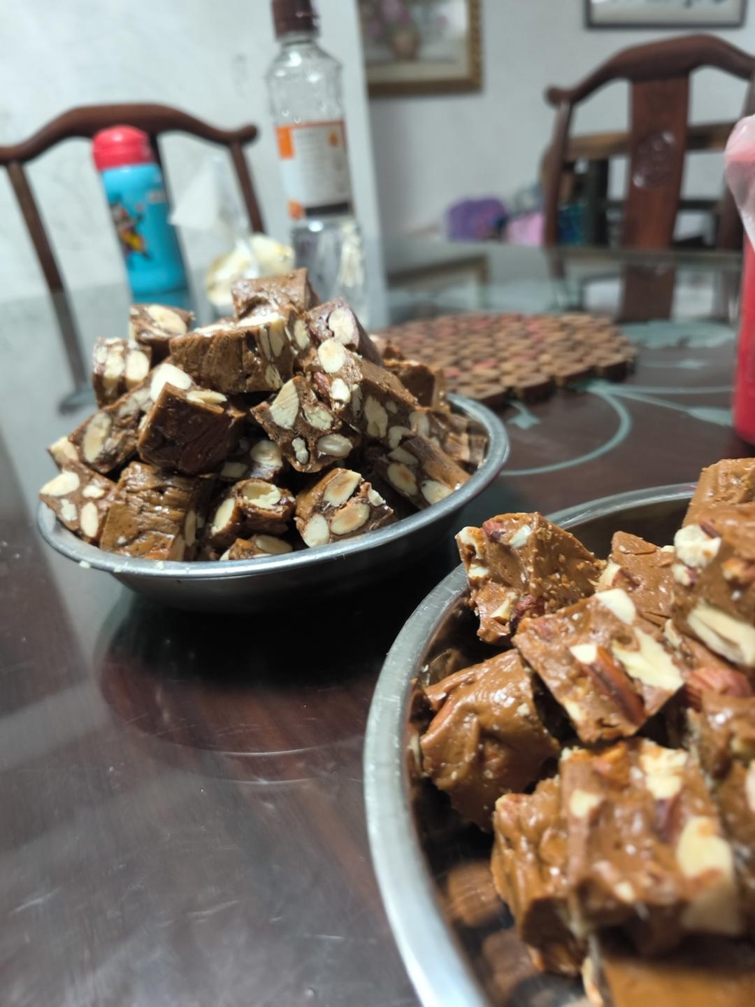 《Tinrry+》焦糖杏仁太妃糖