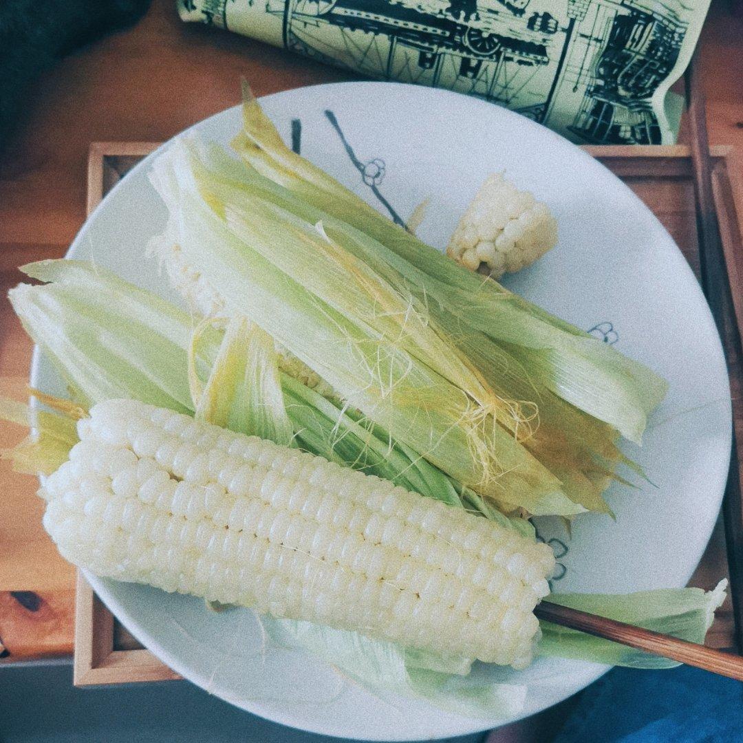 清煮甜玉米