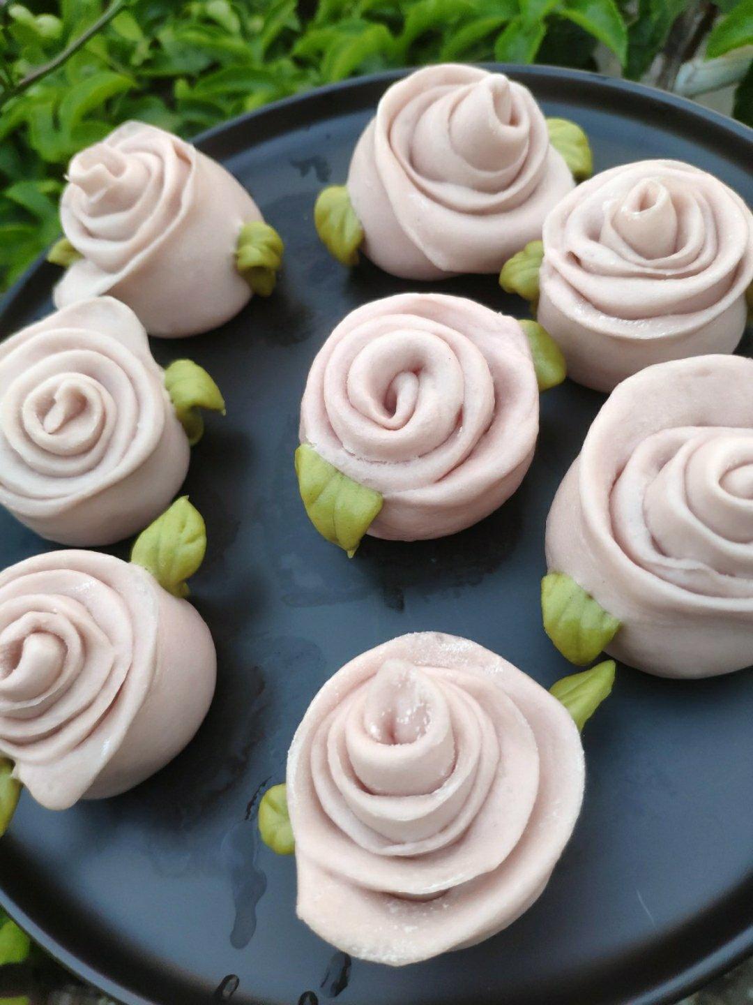 超级爱吃的l做的超简易的玫瑰花馒头