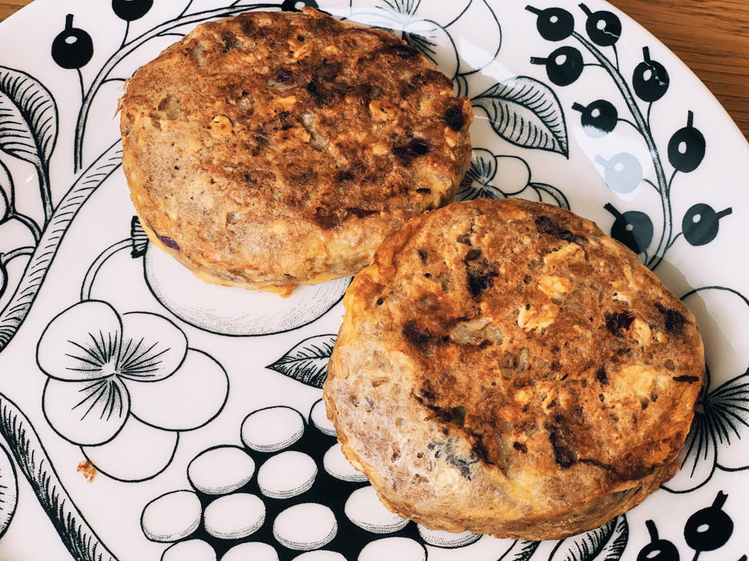 『非常饱足』无面粉的健康金枪鱼燕麦煎饼|150卡