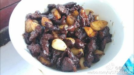 黑蒜子牛肉粒