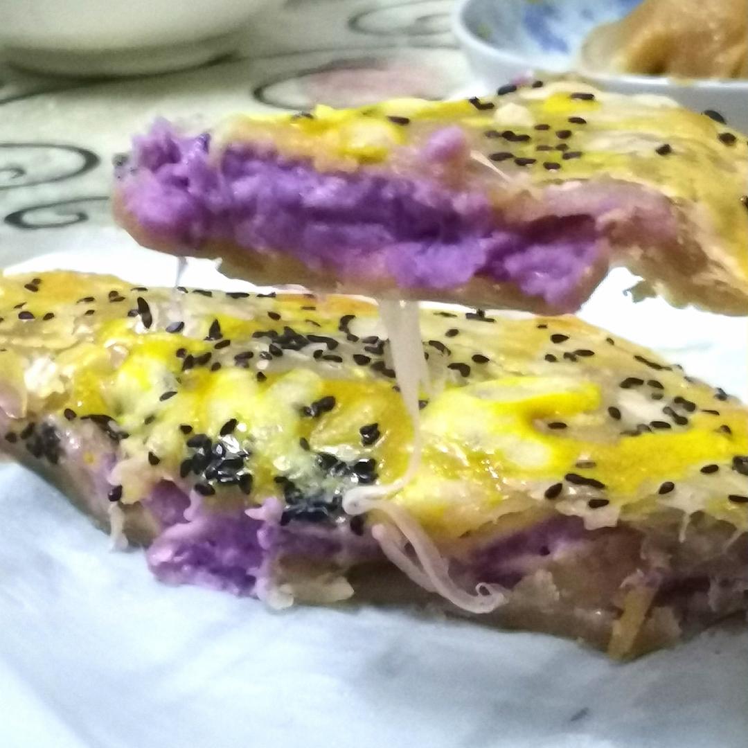 巨巨巨快手美味的芝士拉丝芋泥饼（手抓饼版）