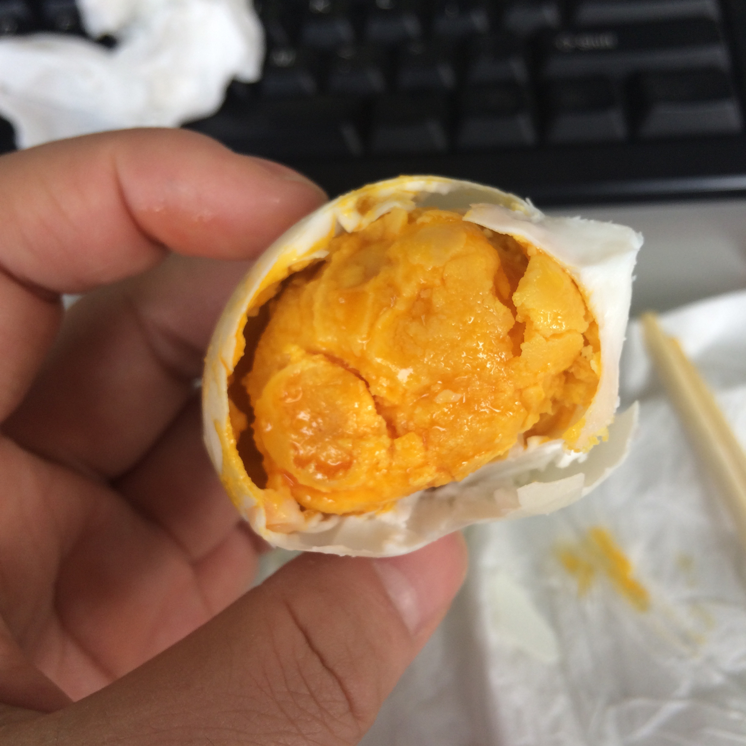 朴素的咸鸭蛋