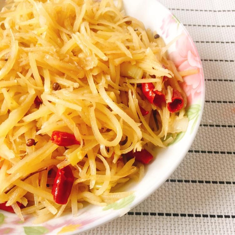 在家也能做出馆子味儿的醋溜/炝炒/酸辣土豆丝（就是那道看似简单，实则步步玄机的土豆丝）