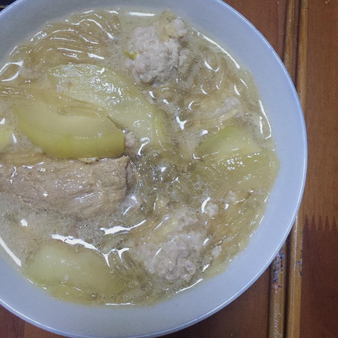 炒鸡好吃的冬瓜丸子排骨汤的做法