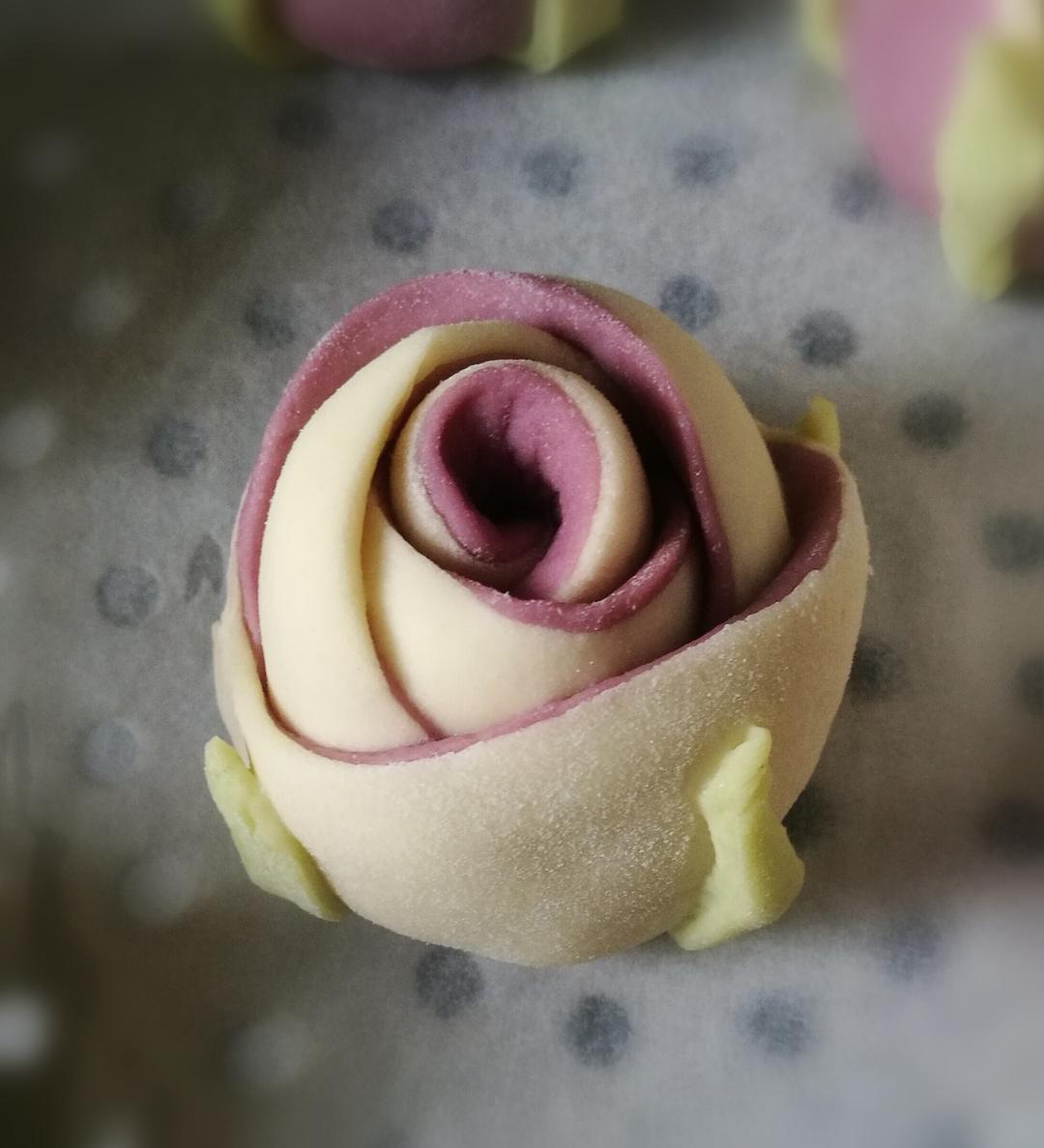 xlxylj做的玫瑰花馒头