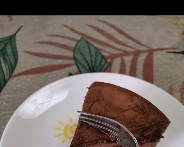 香醇浓郁巧克力慕斯蛋糕（6寸）的做法