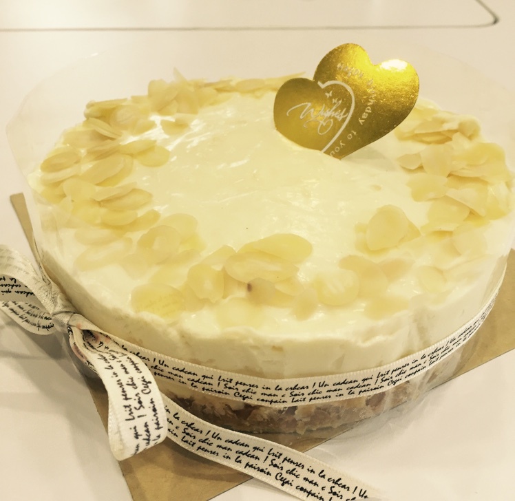 不用烘焙的杏仁芝士蛋糕 Cheese cake