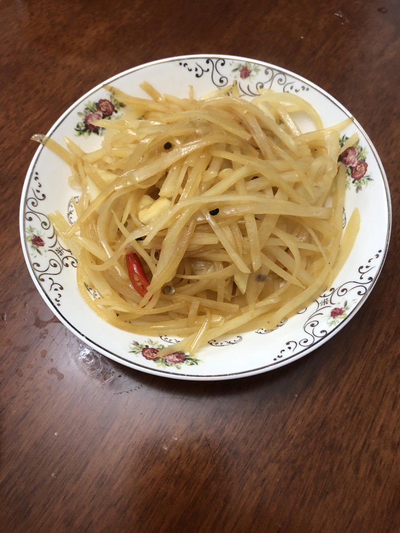 在家也能做出馆子味儿的醋溜/炝炒/酸辣土豆丝（就是那道看似简单，实则步步玄机的土豆丝）